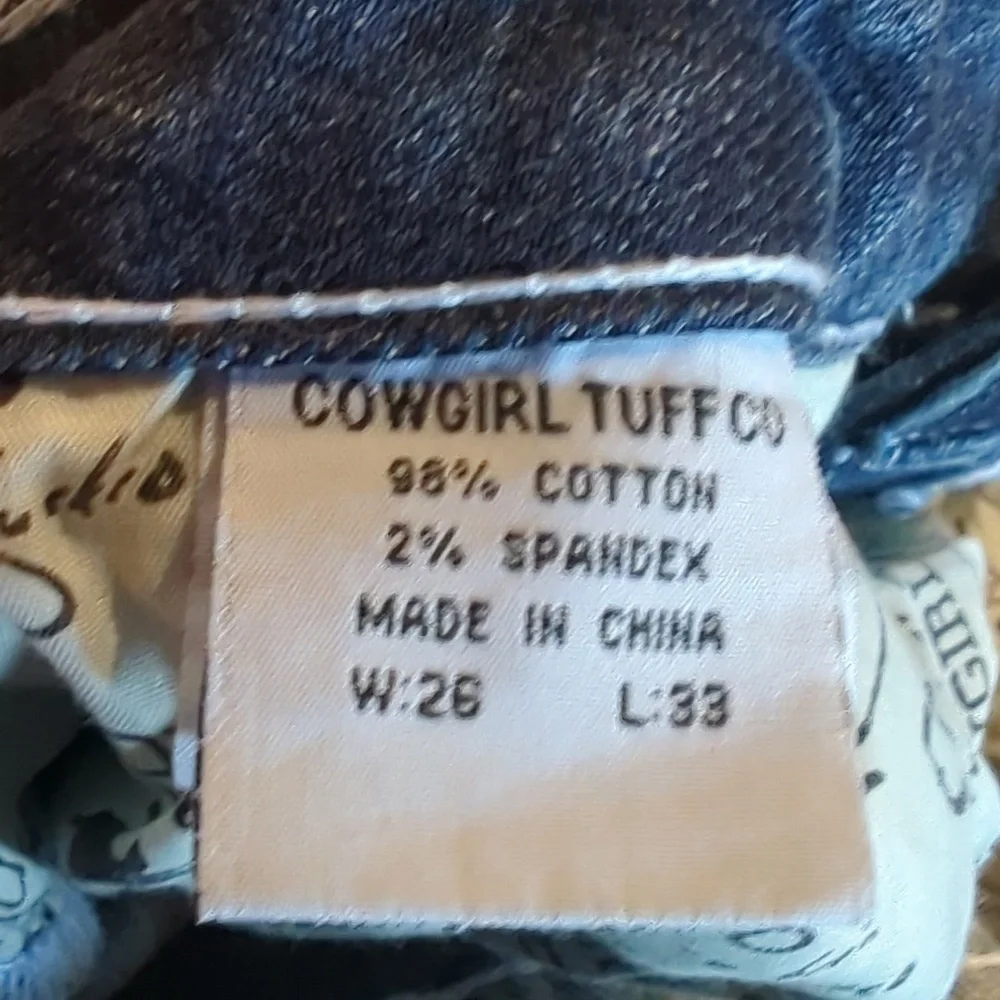 COWGIRL TUFF "Edgy" bootcut med wash rodeo jeans Style #JEDGYJ sz 26x33L EUC - Picture 16 of 16